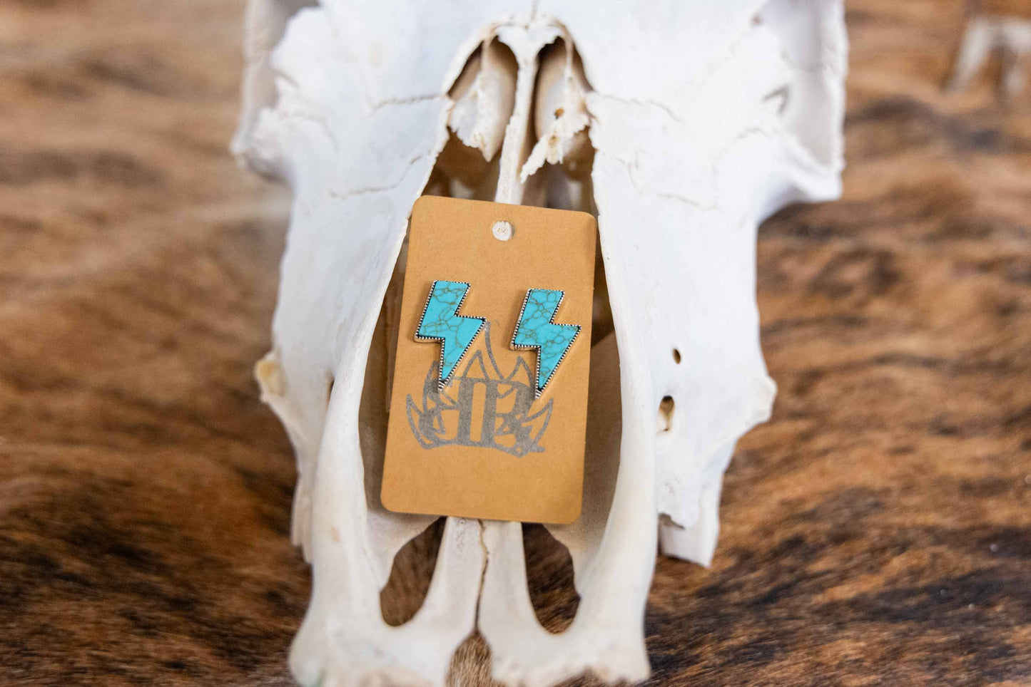 Lightning Studs