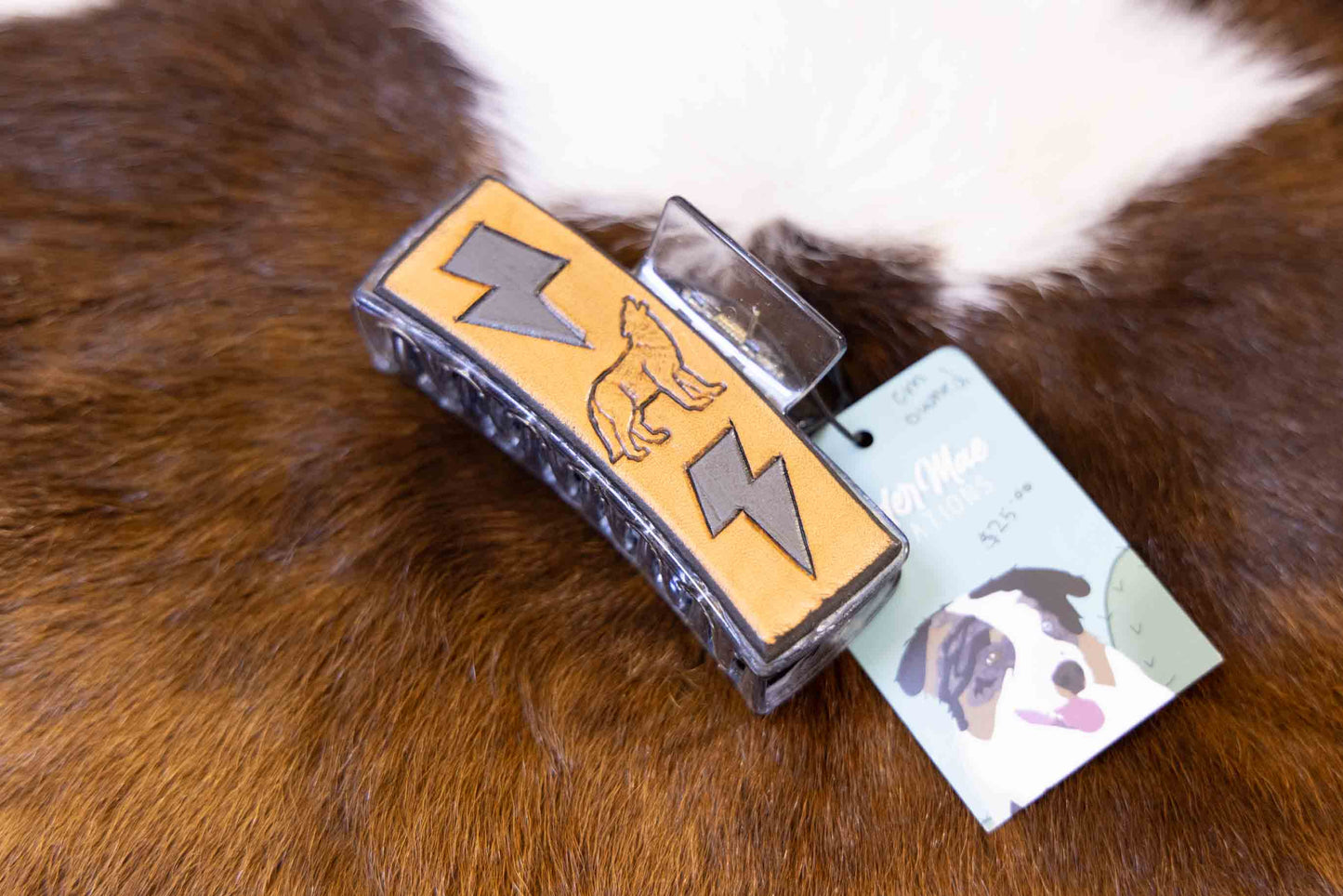 The Howling Wolf Clip