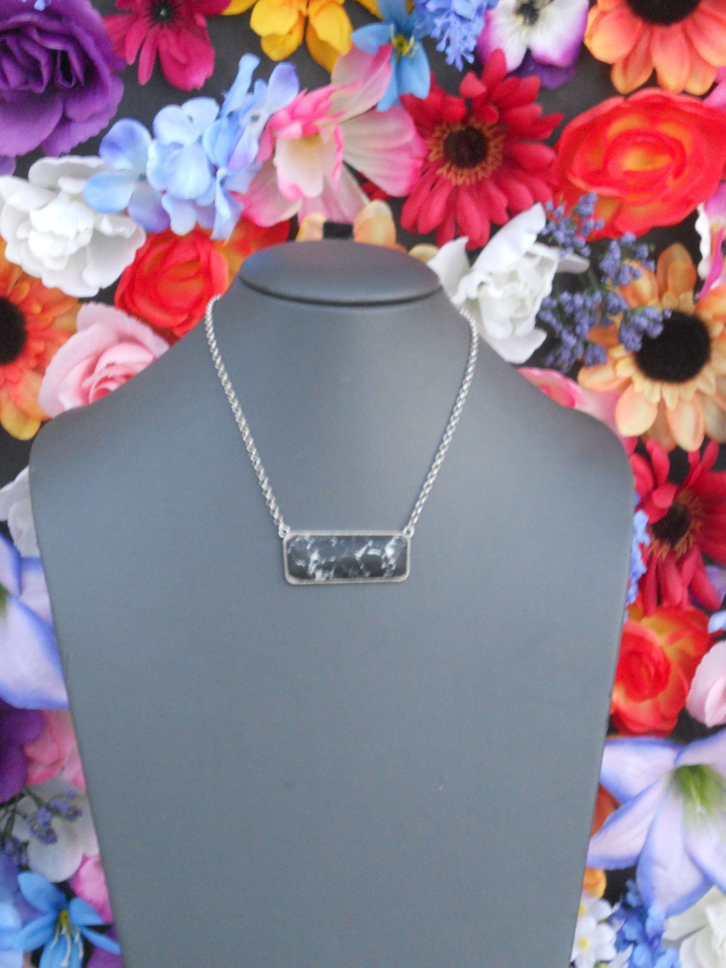 Onyx Bar Necklace