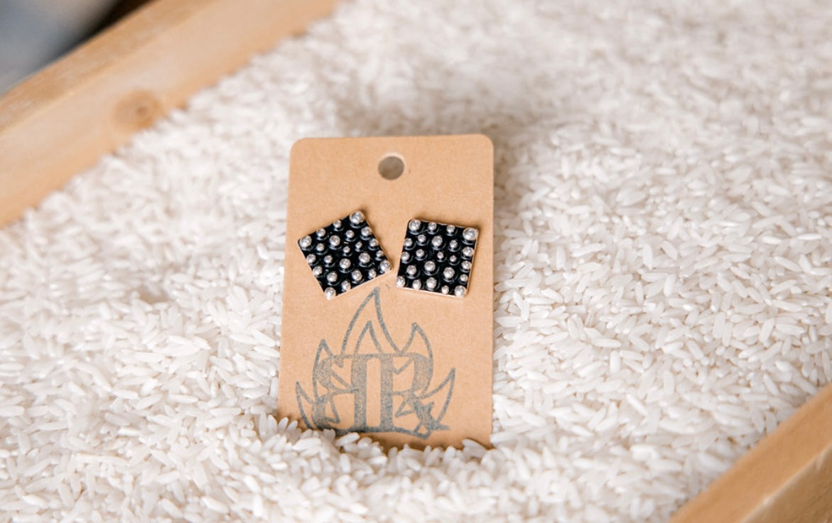 Bubble Studs