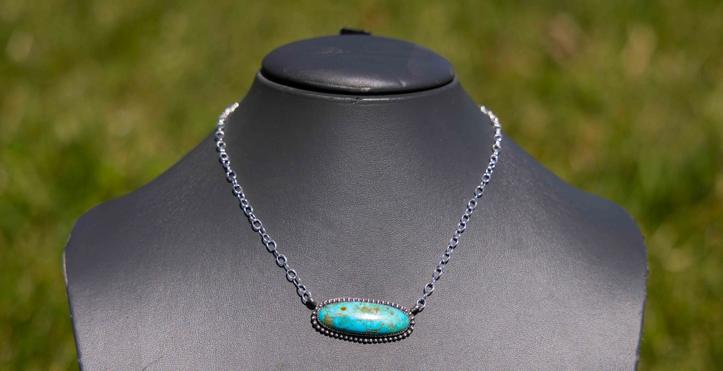 The Kelly Bar Necklace