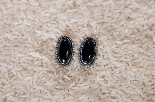 Black onyx studs