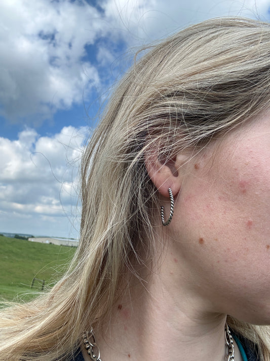 Twisted hoops