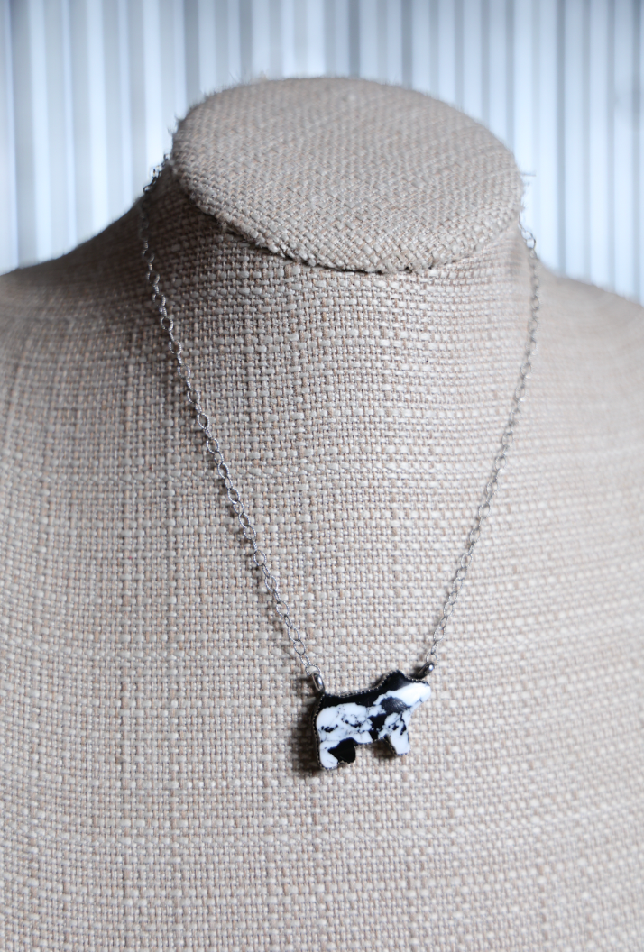 Show Animal Necklace
